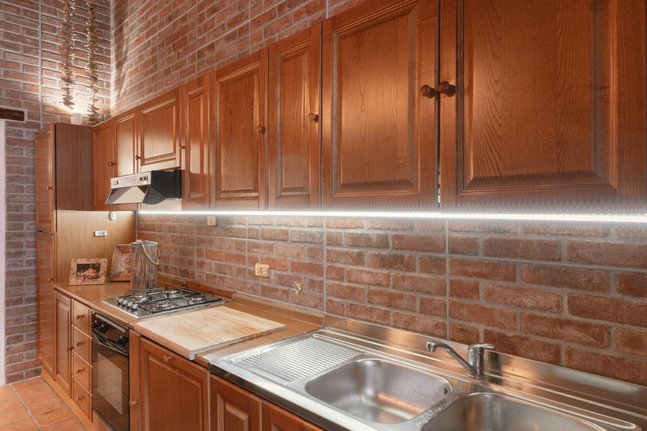 Charme Luxury Flat Campo Dei Fiori Apartment Rome Bagian luar foto